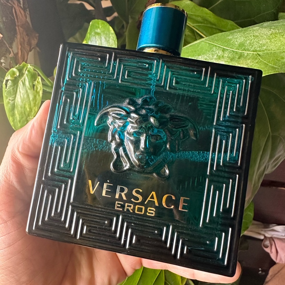 200ml Versace Eros cologne